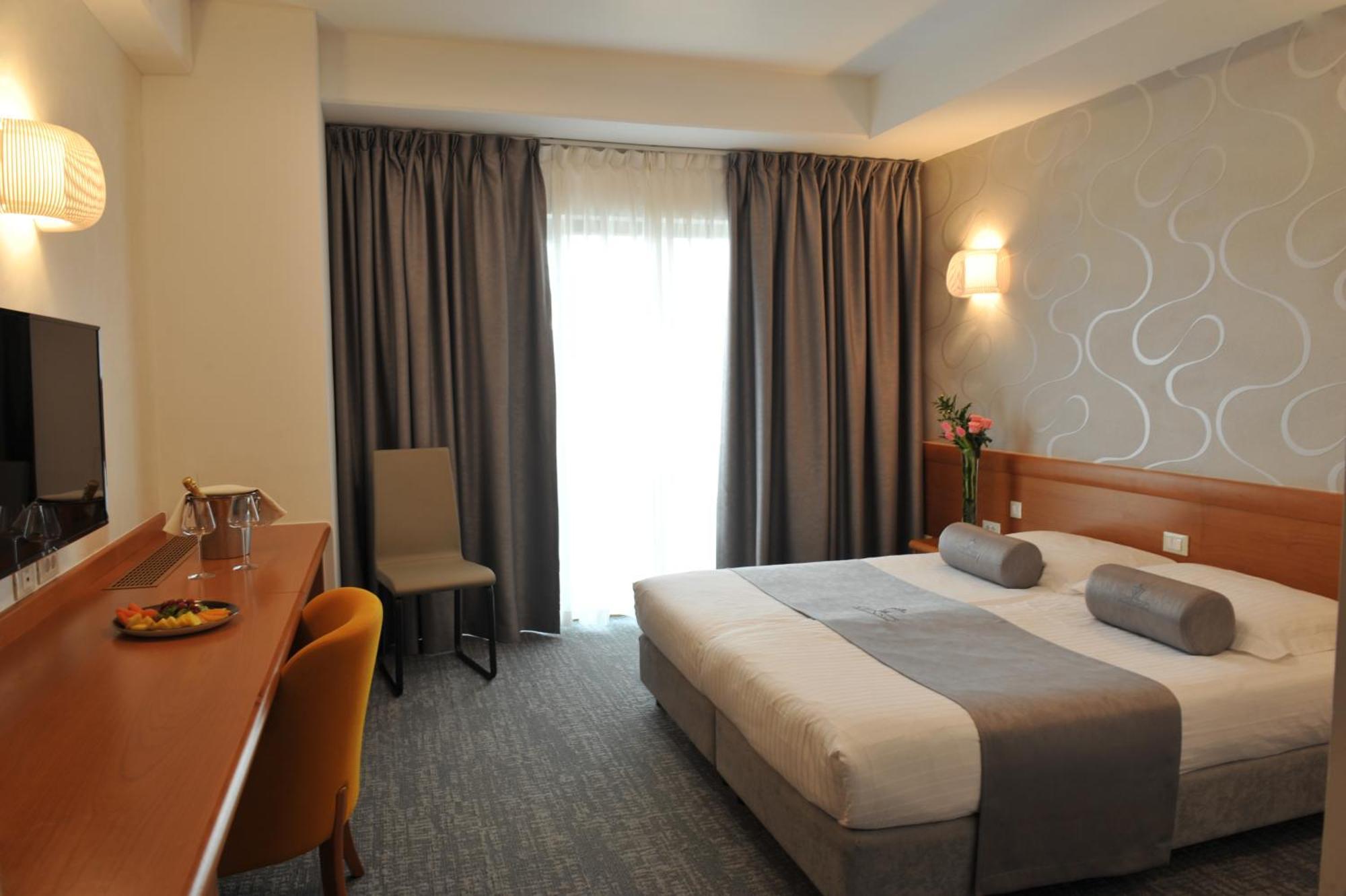 Hotel Venko Dobrovo Esterno foto