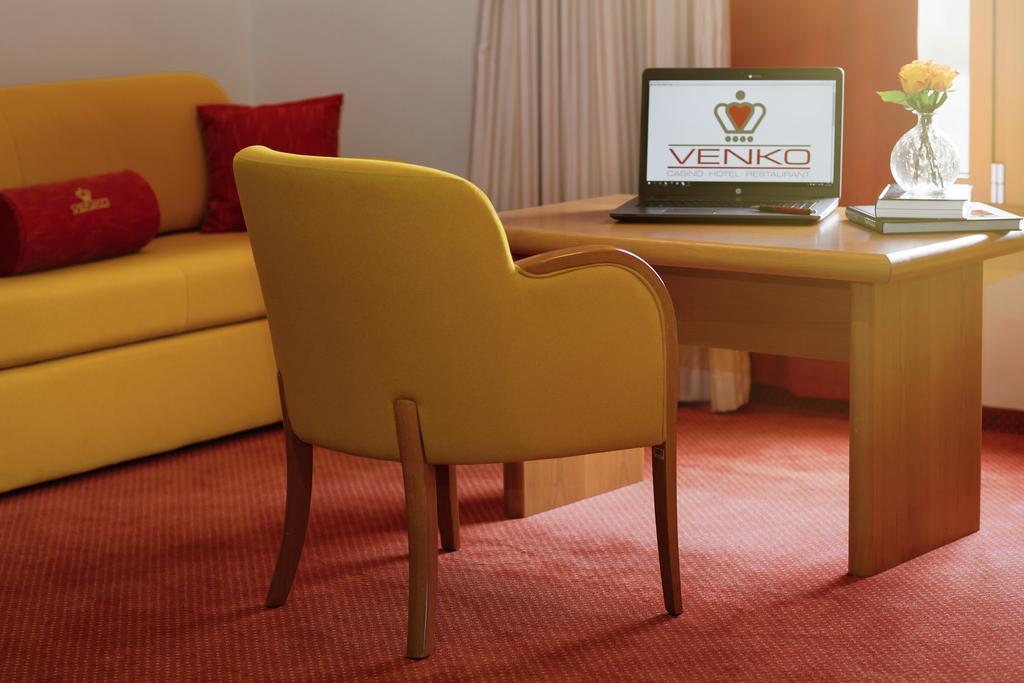 Hotel Venko Dobrovo Esterno foto